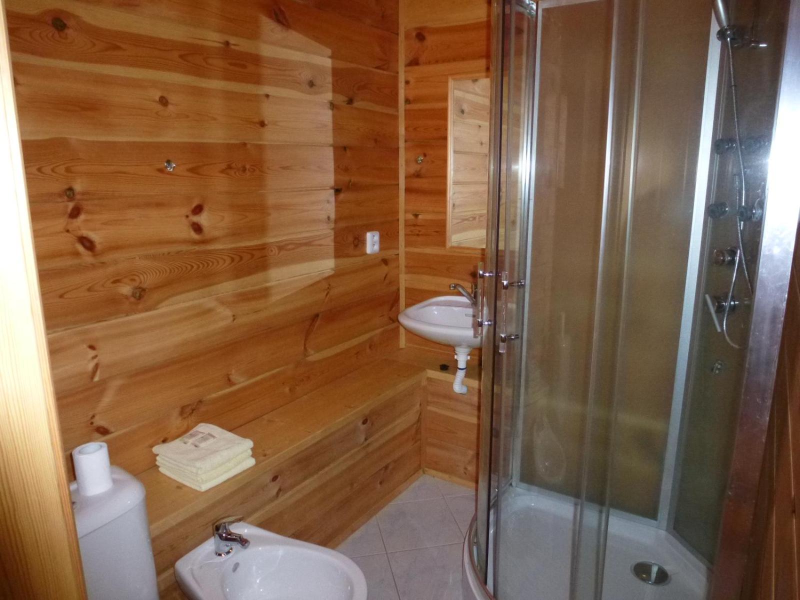 Restaurace Vráž Hotel Trhové Sviny Cameră foto